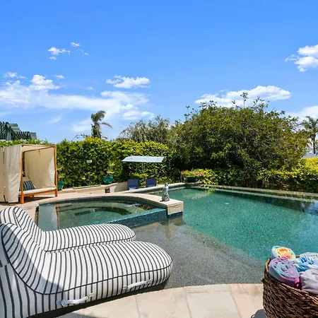 Ferienwohnung The Pool Side Hideaway With Golf Cart